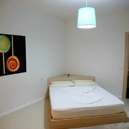 Merlin Park تيرانا