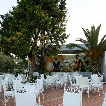 Merlin Park Tirana