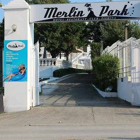 Semesteranläggning (resort) Merlin Park