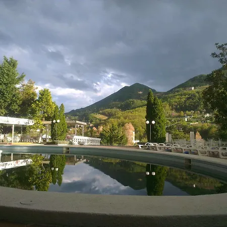 منتجع Merlin Park *